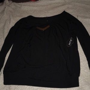 Black long sleeve blouse with gold v shape